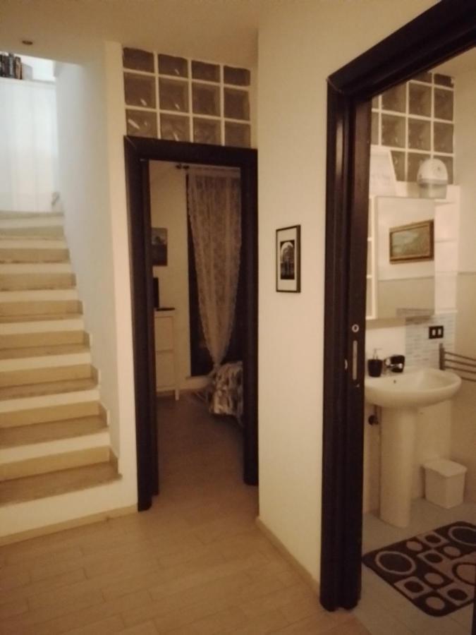 הוילה סוטרי La Casa Dei Libri מראה חיצוני תמונה
