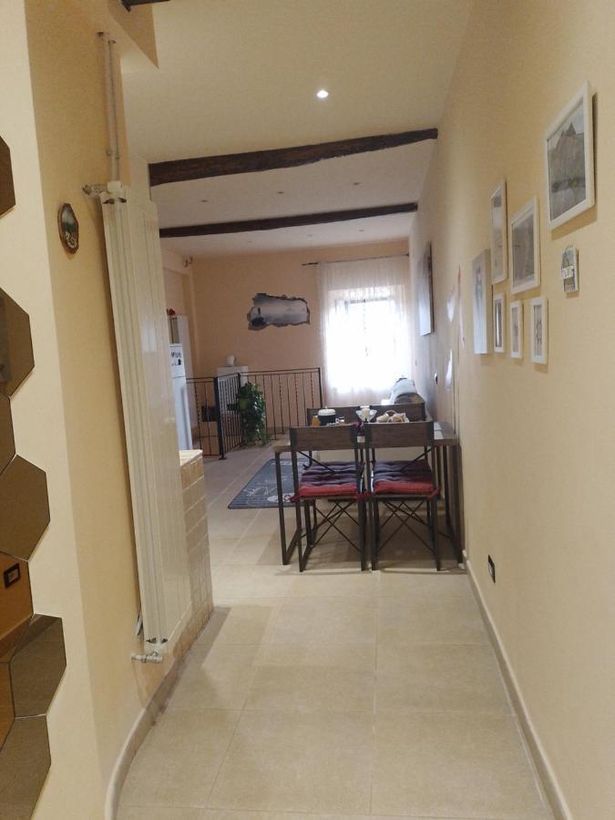 הוילה סוטרי La Casa Dei Libri מראה חיצוני תמונה